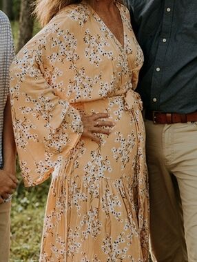 astr the label tropics printed maxi dress ASTR the Label | Primrose Floral Strappy Back Maxi Dress in Plus Size - Pink Aqua Floral
